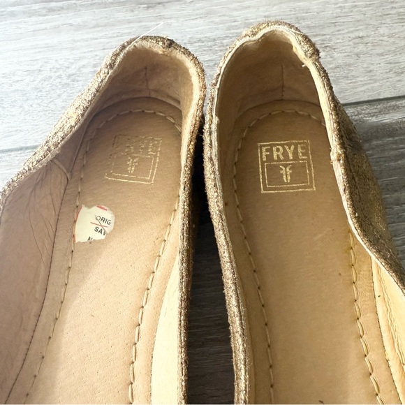 Frye Carson Distressed Ballet in Metallic Gold - Picture 8 of 12
